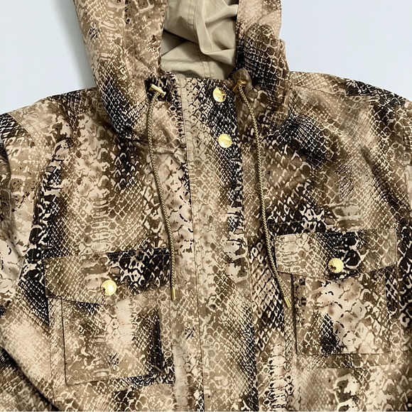 LAUREN RALPH LAUREN snakeskin windbreaker - Picture 4 of 13